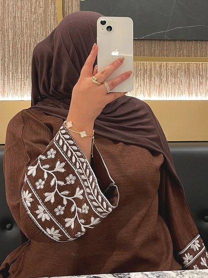 Floral Stickerei Muslimischen Abaya für Frauen Eid Kleid Marokko Ramadan Spitze-up Abayas Kaftan Islam Vestidos Dubai Arabischen Lange robe.