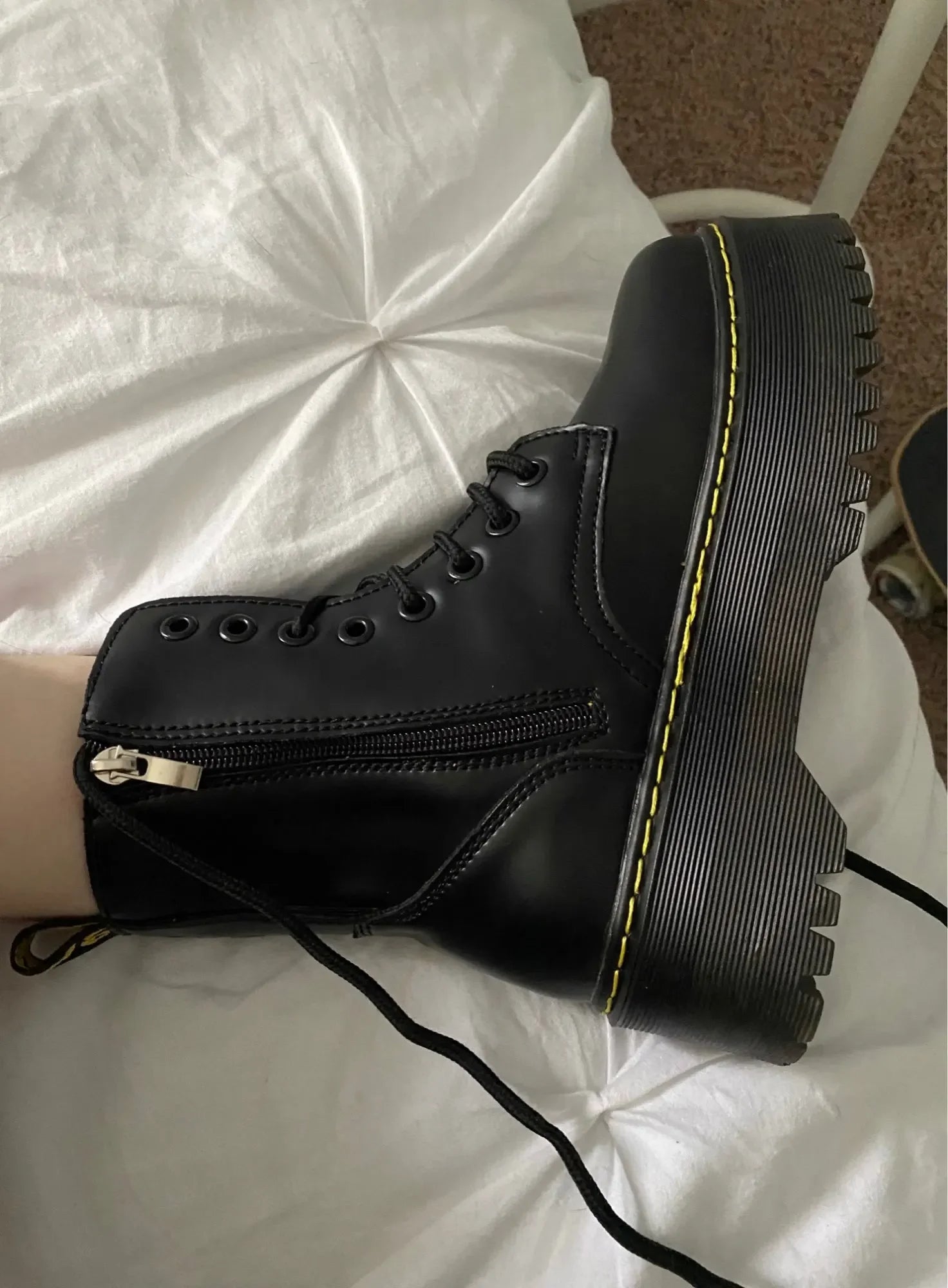 Autumn Winter Fashion Round Toe Lace-up Shoes Womens Boots Zip Ankle Boots For Women High Heels Basics Casual.