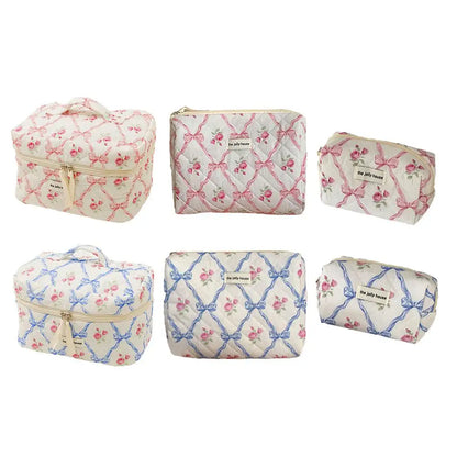 Cute Bow Flower Quilting Makeup Bag Women Zipper Cosmetic Organizer Female Cloth Handbag Portable Toiletry Case For Girls.