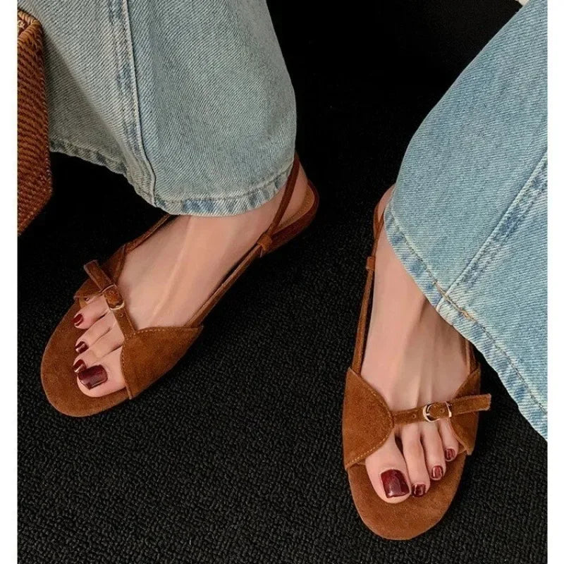 Vintage Line with Flat Sandals Design Sense Open Toe Slippers Casual Holiday Beach Shoes Light Single Shoes  Luxury Sandals.