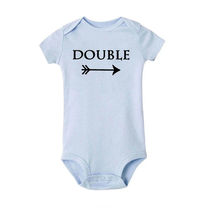 Neugeborenen Baby Bodys Doppel Ärger Twin Kinder Unisex Kurzarm Strampler Playsuits Outfits Jungen Mädchen Geboren Krabbeln Kleidung