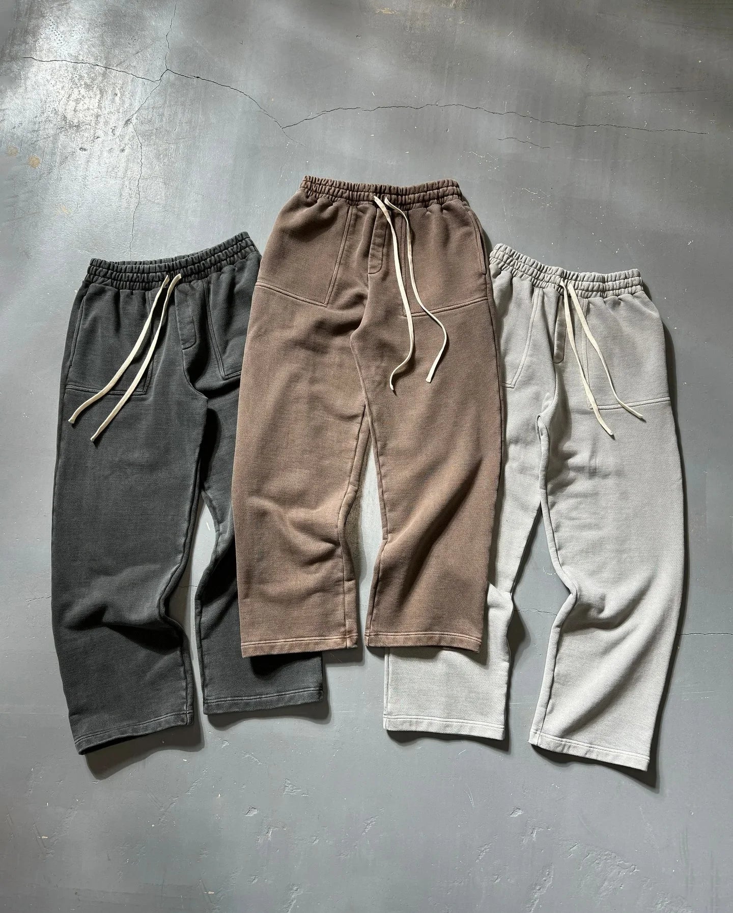 Casual Fashion American Solid Color Cotton Oversized Sweatshirt Men Two Piece Harajuku Joker Slacks Jogging Pants Tracksuits.