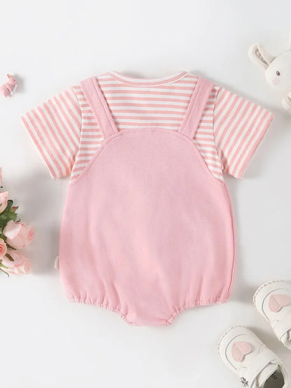 2024 Sommer Baby Mädchen Kleidung niedlichen Hasen falsch zweiteiligen Bodysuit Kleinkind Streifen Patchwork einteilige Kleidung