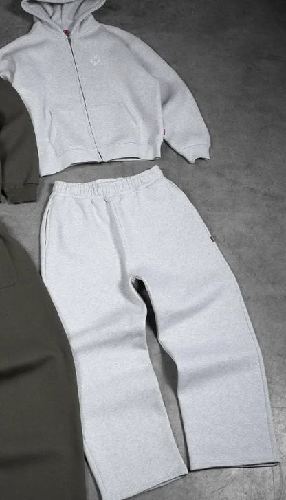 American Retro Letter Sweatshirt and Jogger Set Y2K Fashion Hoodie Casual Loose Winter Trendy Outfit for Men and Women Clothing.