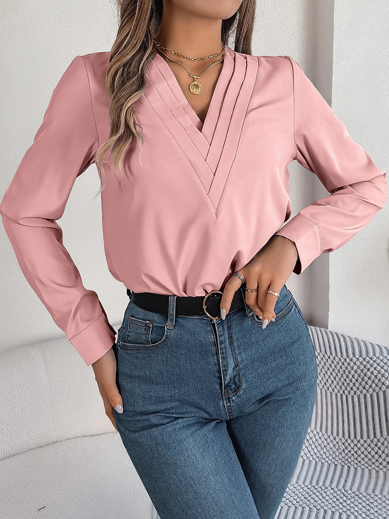Summer And Autumn Women's Casual Shirt, Commuting Style Solid Color V-neck Long Sleeve Shirt Top