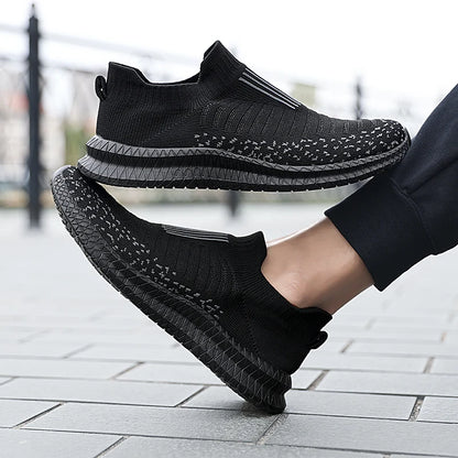 Men Shoes Lightweight Sneakers Men Fashion Casual Walking Shoes Breathable Slip on wear-resistant Mens Loafers Zapatillas Hombre.