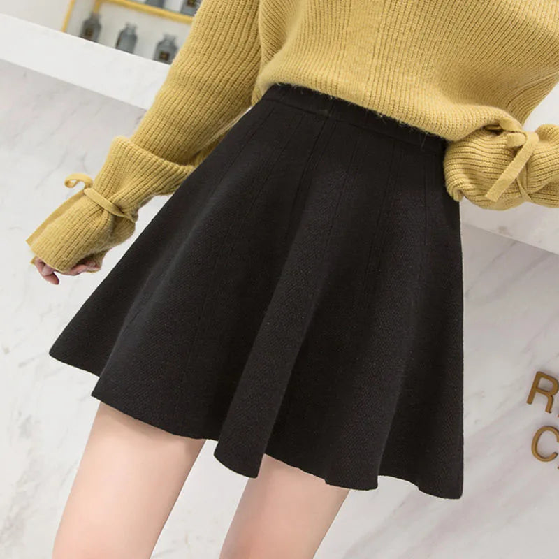 Solid Color Basic Knitted Mini Skirts Women New Autumn Winter Elastic Waist A-Line Skirts Ladies Korean All Match Pleated Skirt.