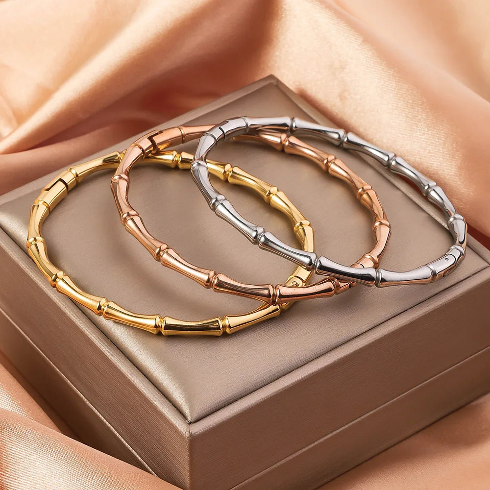 UILZ 316L Stainless Steel Exquisite Nail Brand Bracelets For Women American Trendy Shining Zircon Screw Not fading Bangle Gift.