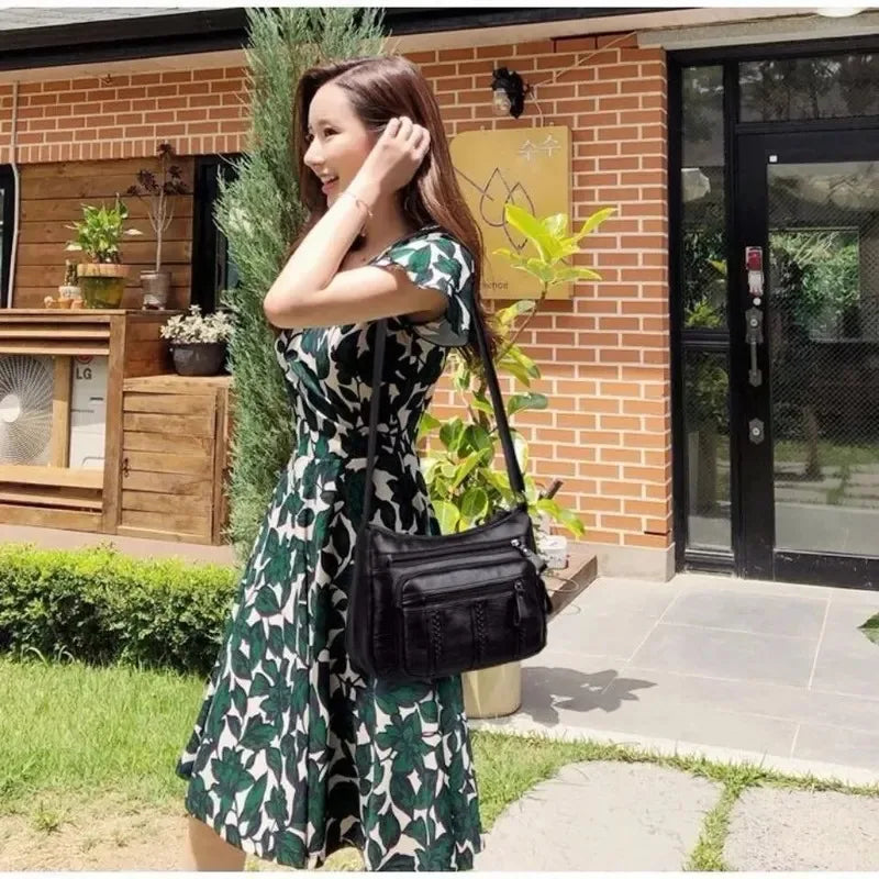 2025 New Large Capacity Middle aged Women's Bag Multi layer Lightweight Mother Bag Crossbody Bag Elderly Bag Shoulder Bag.