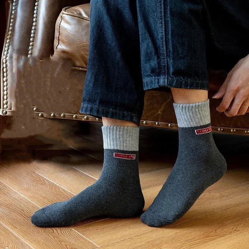 10Pairs/Men's Cotton Socks Winter Autumn Thickened Warm Mid-tube Socks Cotton Loop To Keep Warm Antibacterial Socks for MenWomen.