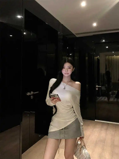 Sexy Long Sleeve T-Shirt Shoulder Bared Waist Cinched Slim Fit Knitted Cotton Solid Color Casual Urban Style for Early Autumn.