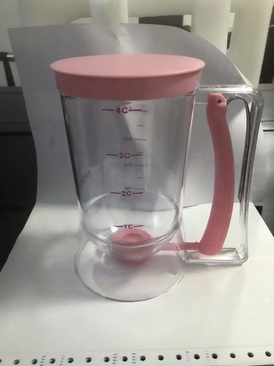 Pancake Cupcake Batter Dispenser 900mL Pancake Dispenser For Batter With Measuring Label Squeeze Handle Bracket Pastry Tools.