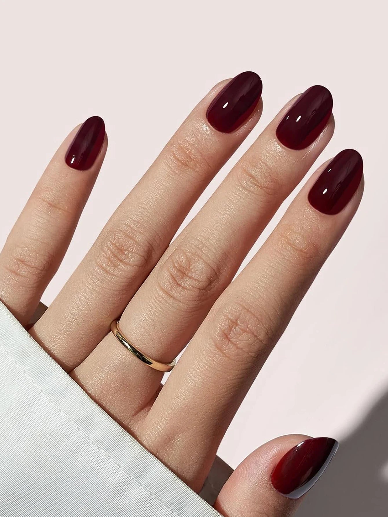 ARTAUG 24PCS Press On Nails Short Almond Wine Red High Saturation Fake Press On Nails  Korean Press On Nails Valentine'S Day.