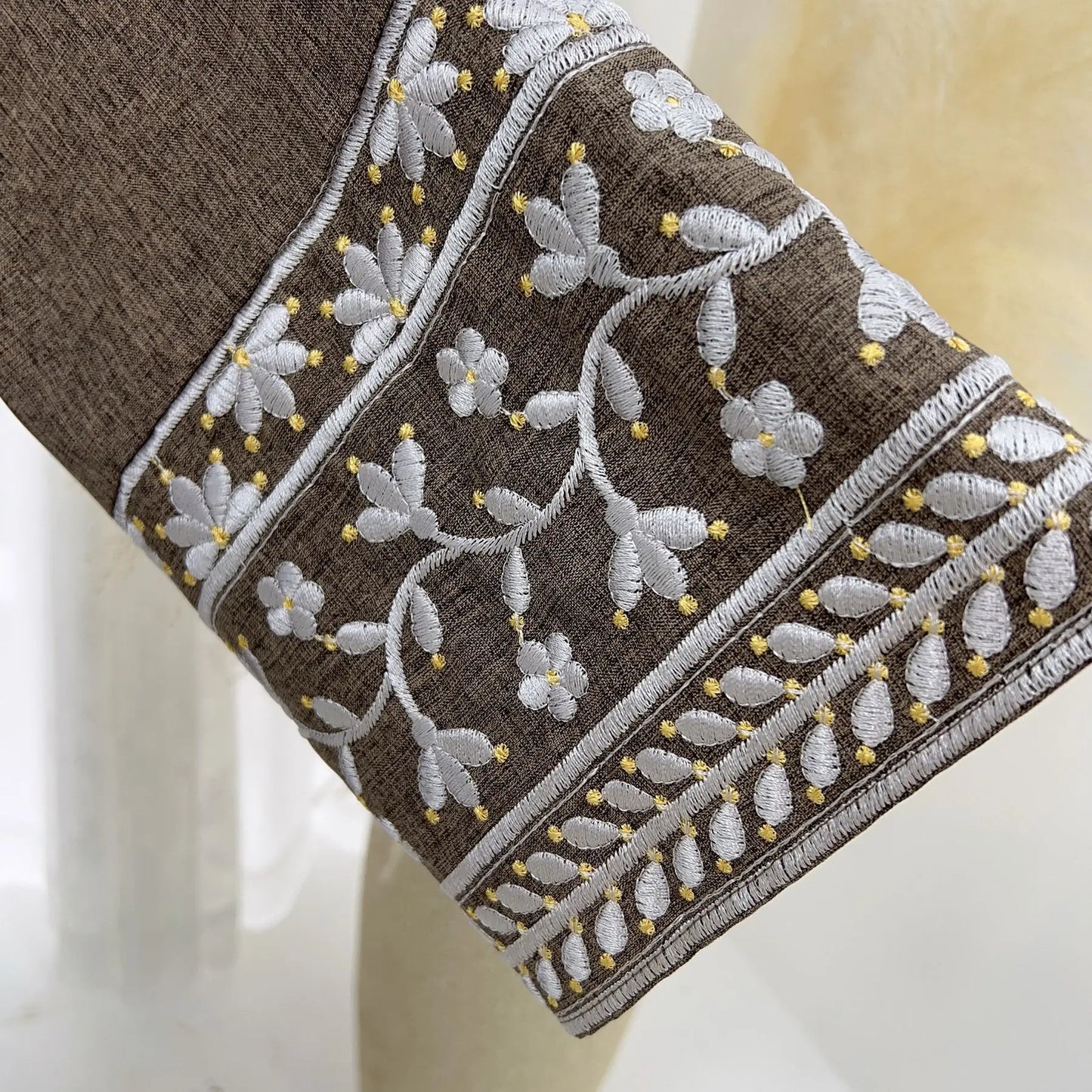 Modest Embroidered Kimono Dubai Abaya Middle East Türkiye Elegant Dress Eid Ramadan Kebaya Abayas F Women Caftan Marocain Femme.