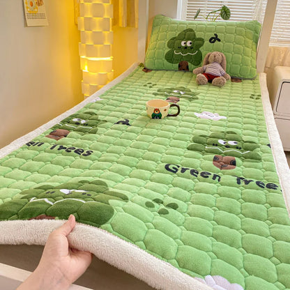 Cartoon Printed Warm Bed Mattress Super Soft Cozy Milk Velvet Single Bedding Protector Thick Tatami Mats for Autumn and Winter