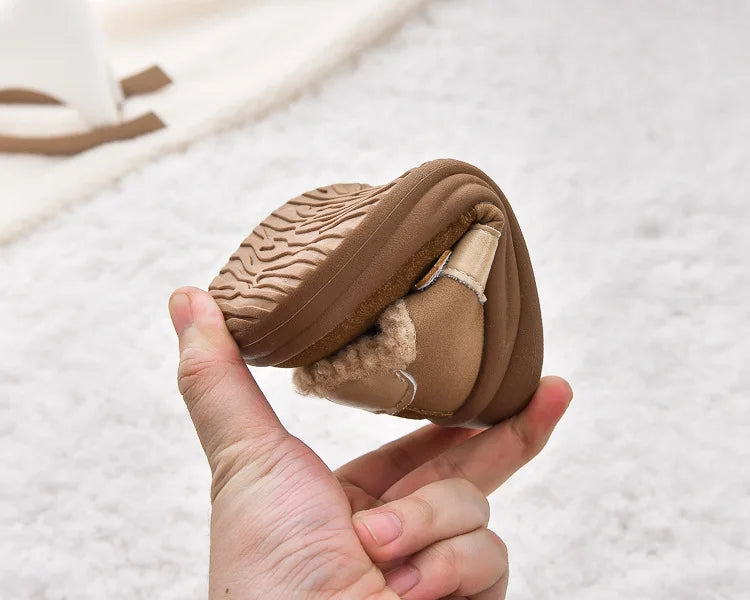 2025 Winter New Pulsh Fashion Trend Casual Sports Shoes for Childrens Anti Slip Warm Boys' Shallow Mouth Versatile Snow Sneakers