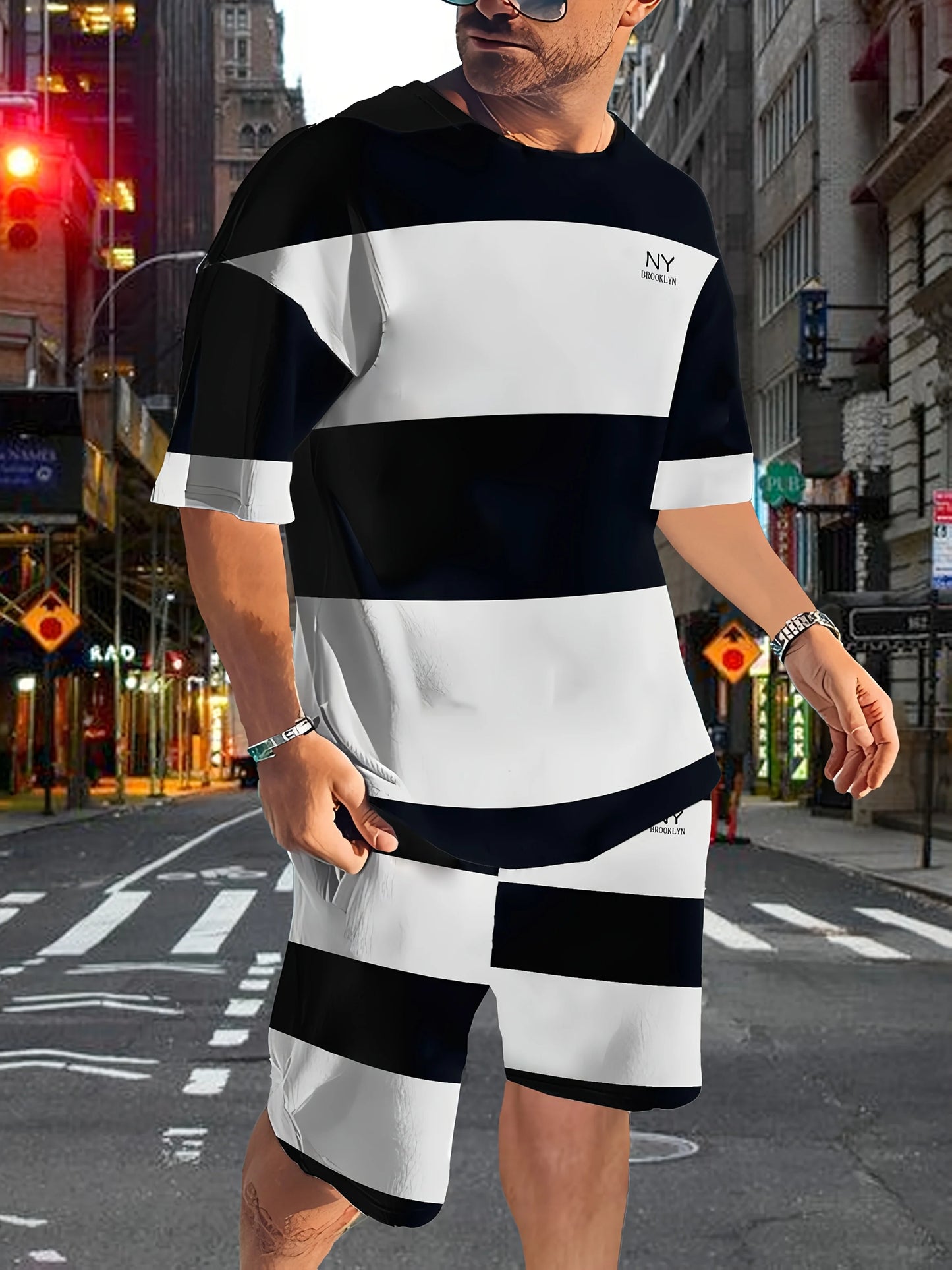 Fashionable men's summer striped print micro elastic breathable round neck T-shirt shorts set outdoor casual two-piece set.