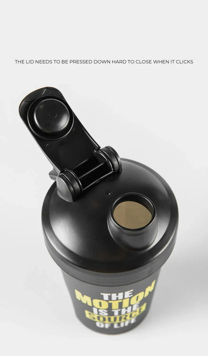 GIANXI Shaker Bottles Gym Sports Protein Powder Mixing Bottle Outdoor Portable Leak Proof Plastic Cup Drinkware.