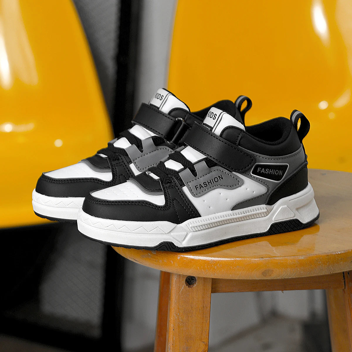 Autumn Children Sneaker Boys Sports Shoes Luxury Flat Sole PU Leather Kids Casual Skateboard Shoes Tennis Sneaker for Boy.