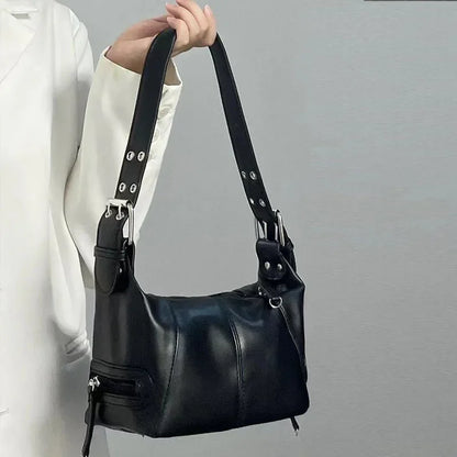 Underarm bag cool pull girl niche design shoulder bag retro leather zipper handbag.