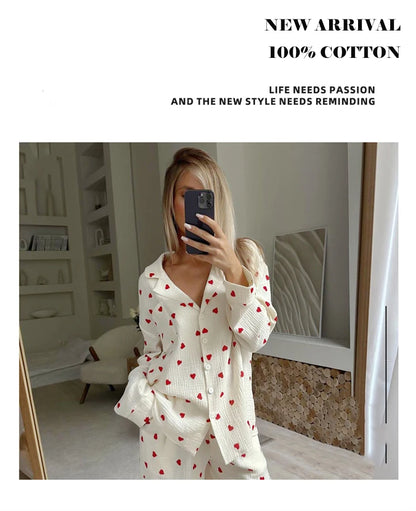 Sommer Neue Liebe Herz Druck Pyjama 100% Baumwolle Langarm Set 2Pcs Outfit Revers Nachtwäsche Taste Unten frauen pyjamas Nachtwäsche.