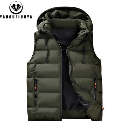 Autumn Winter Men Sleeveless Warm Detachable Hooded Vest Men Outdoor Windproof Casual Fashion Loose Brand Zipper Vest Male Coat.