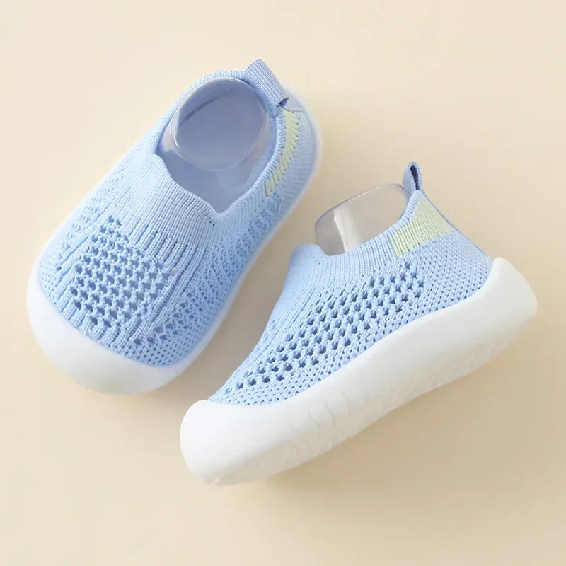 Spring Popular New Baby Shoes Mesh Knit Breathable Kid Girls Boys 0-3T Summer Slip-On Casual Sneakers Toddler Non-Skid Prewalker