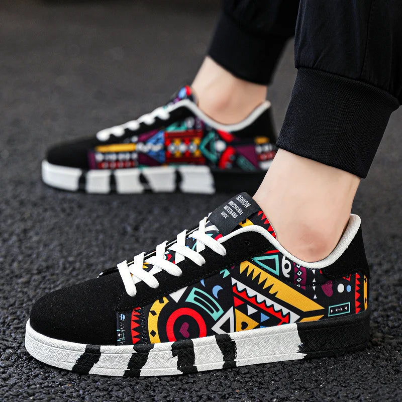 High quality Red Vulcanized Shoes For Men Unisex Casual Sneakers 46 Size Fashion Graffiti Flat Sneakers Men Skateboard Shoes.