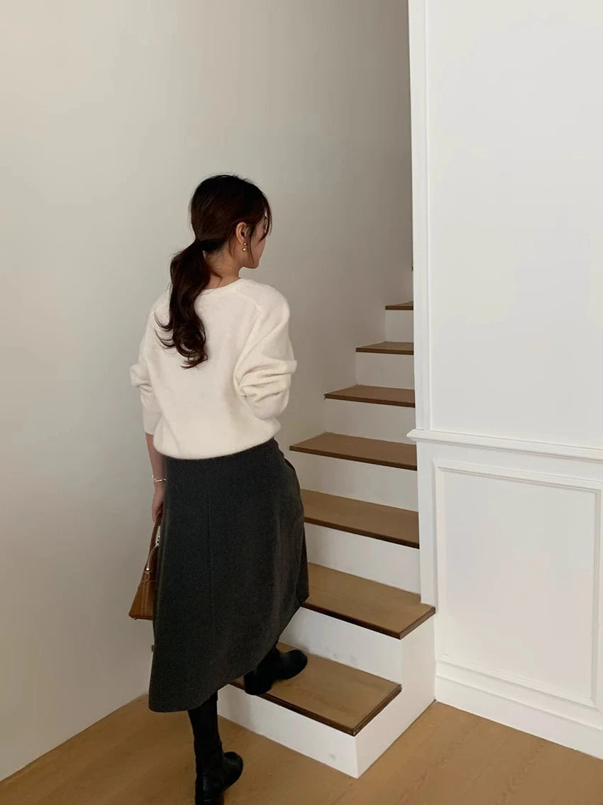 Thick Hepburn Style Woolen Pleated Skirt High Waist Slimming Casual Half Skirt Women Autumn Winter Unique Long Skirt.