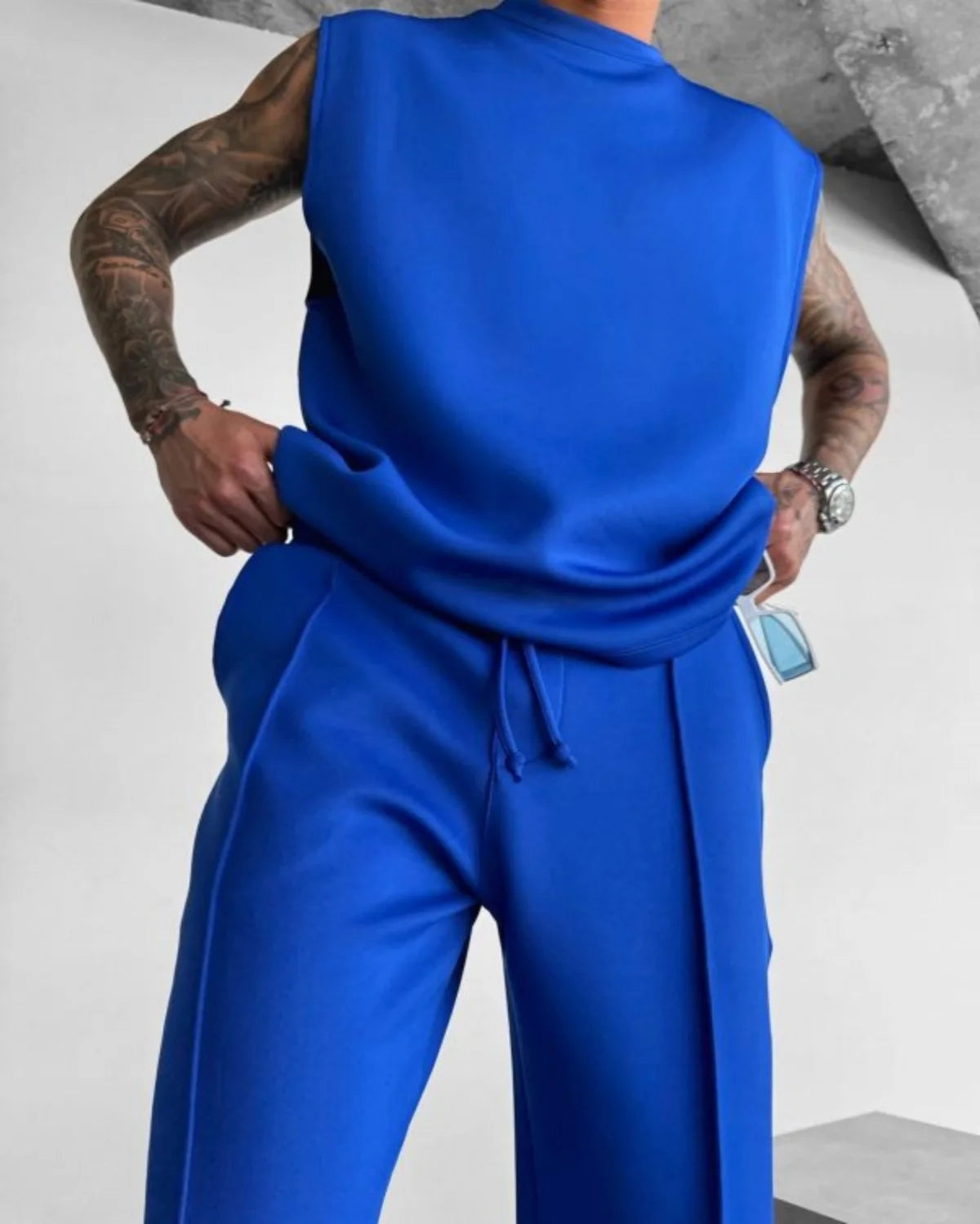 2025 Spring and summer men's new four seasons loose straight tube sports casual pants comfortable suit pants drawstring waistban.