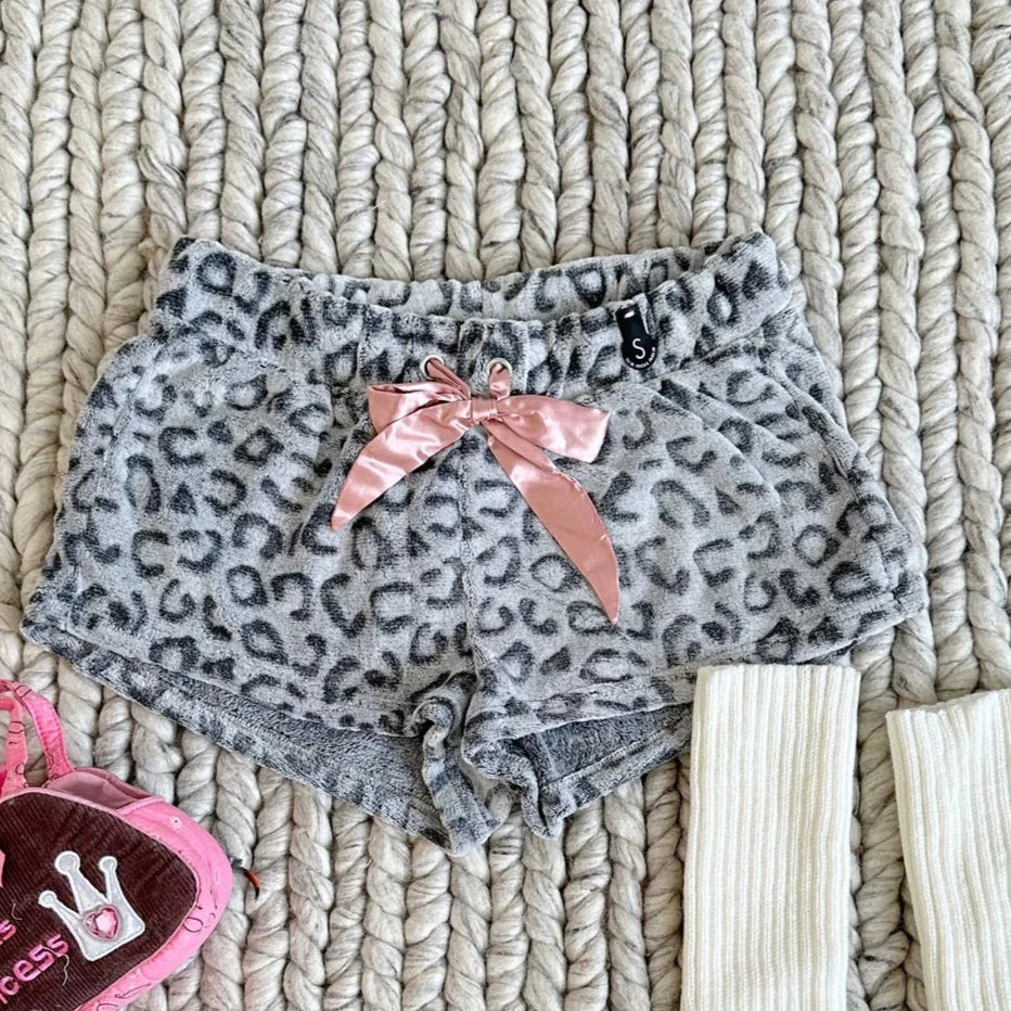 Y2K New Leopard Print Plush Shorts Harajuku Goth Autumn Winter Drawstring Short Pants Sexy Hotties Slim Hip Shorts Women Clothes.