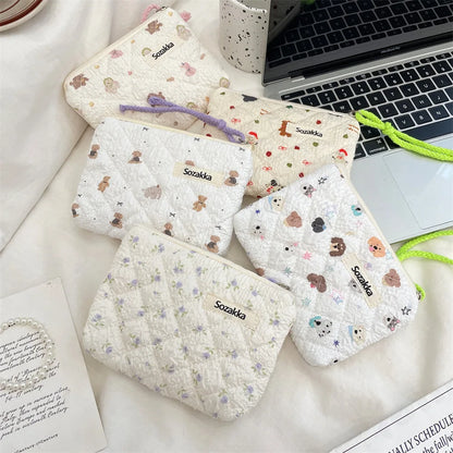 Cute Travel Cosmetic Lipstick Earphone Card Small Portable Storage Bag Purse Mini Makeup Handbags Pouch Organizer In Make Up Bag.
