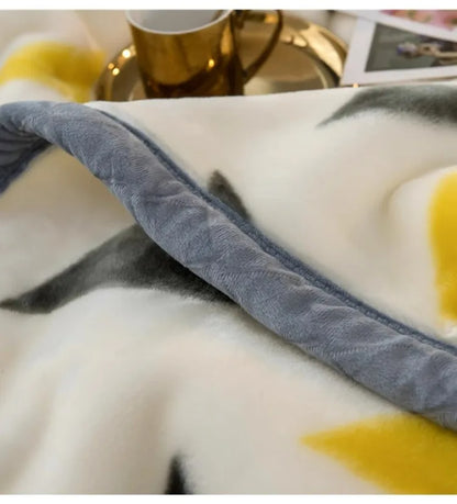 Printing Blanket Quilt Winter Keep Warm Double-deck Thickening Soft Comfortable Multiple Specifications Add Velvet Siesta Sheet.