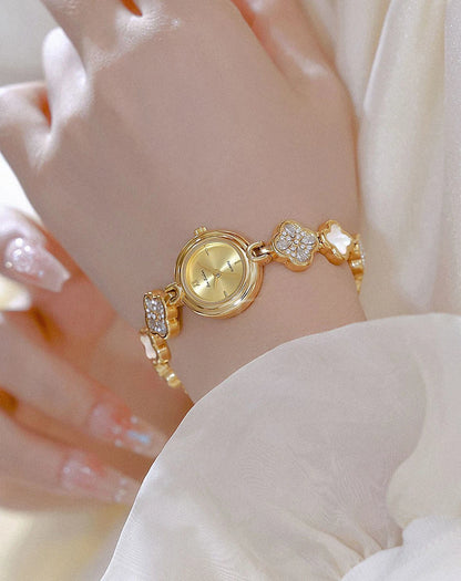 Women's Watch Lucky Four-Leaf Clover Bracelet Elegant Crystal Dress Watches for Women Fashion Luxury Small Quartz Ladies Clock.