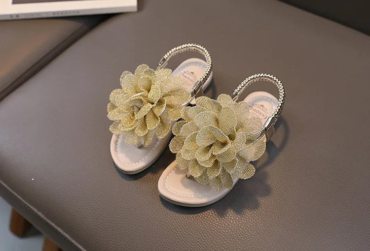 Girls Sandals 2023 Summer New Bling Flowers Baby Children Fashion Soft Bottom Student Shoes Kid's Slippers Pink Flats Flip Flops.