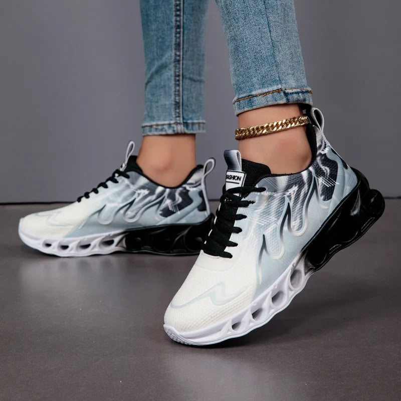 Running Shoes Men Women Lightweight Mesh Breathable Unisex Comfortable Flat Soft Tennis Shoes Summer Lace-up Sneakers Man.