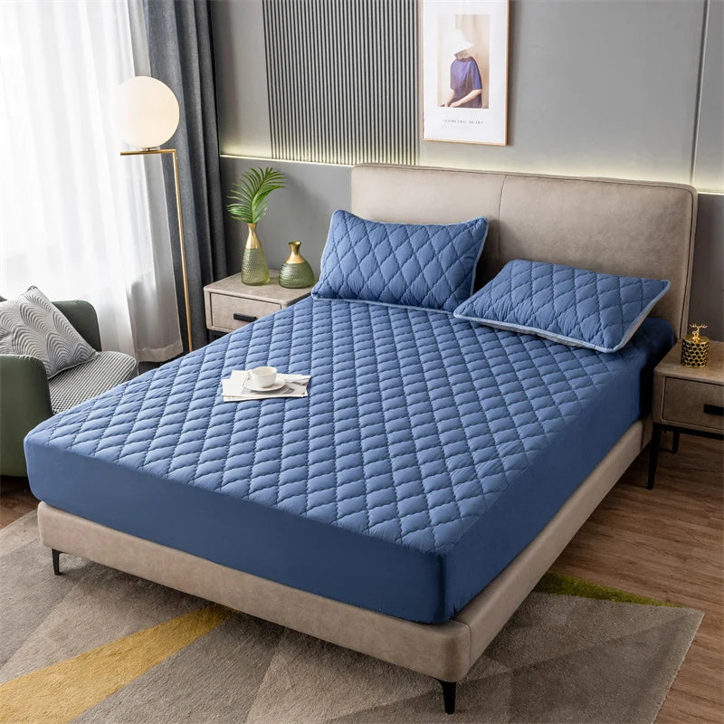Home Mattress Cover Waterproof Thickened Quilted Waterproof Bed Cover Breathable Mattress Protector Fitted Sheet No Pillowcases.