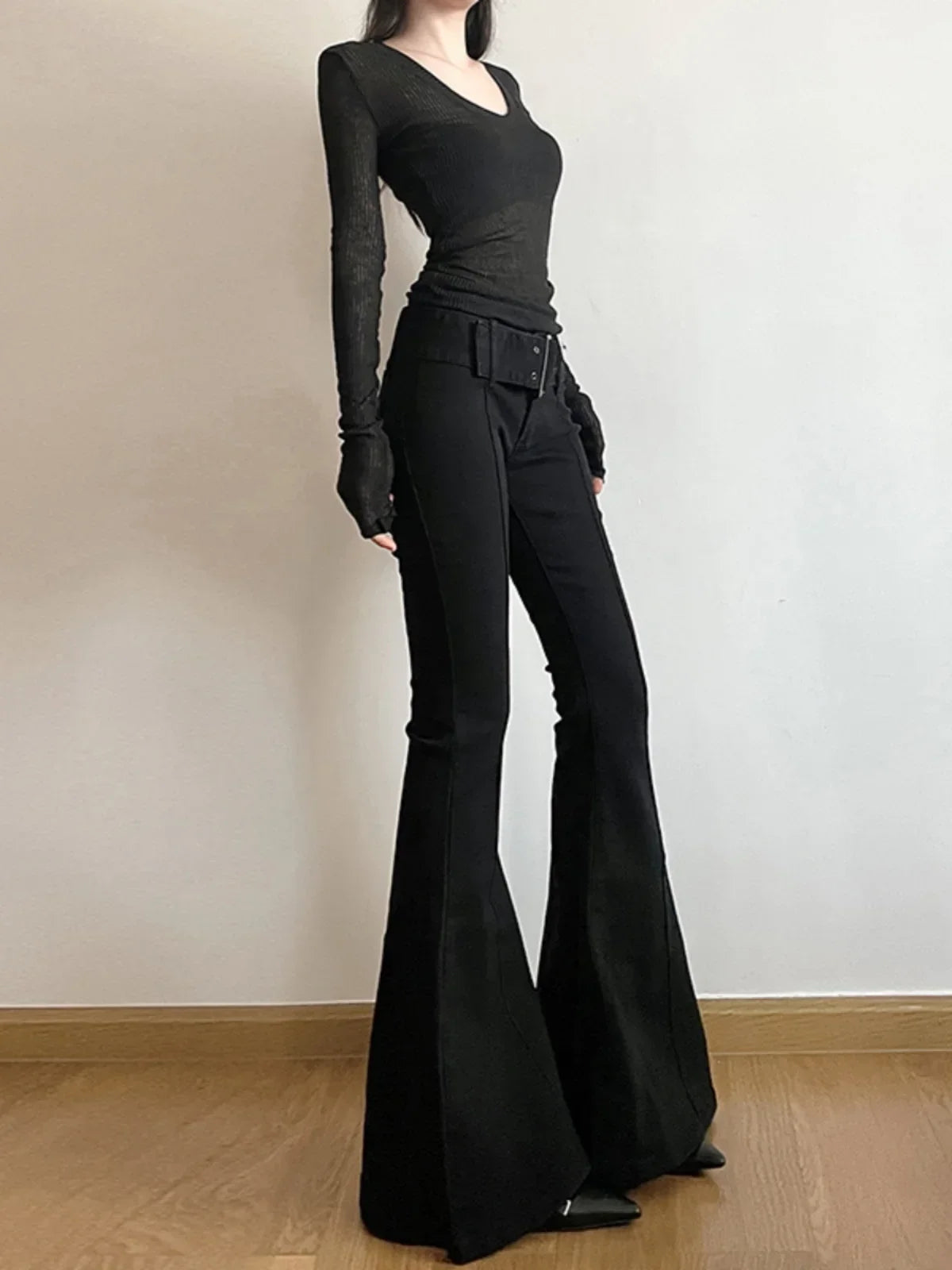 2025 Y2k Retro Emo 2000s Women's Black Flare Pants Streetwear Fashion Trousers Harajuku Wide Yoga Pants 90s Aesthetic Clothes.