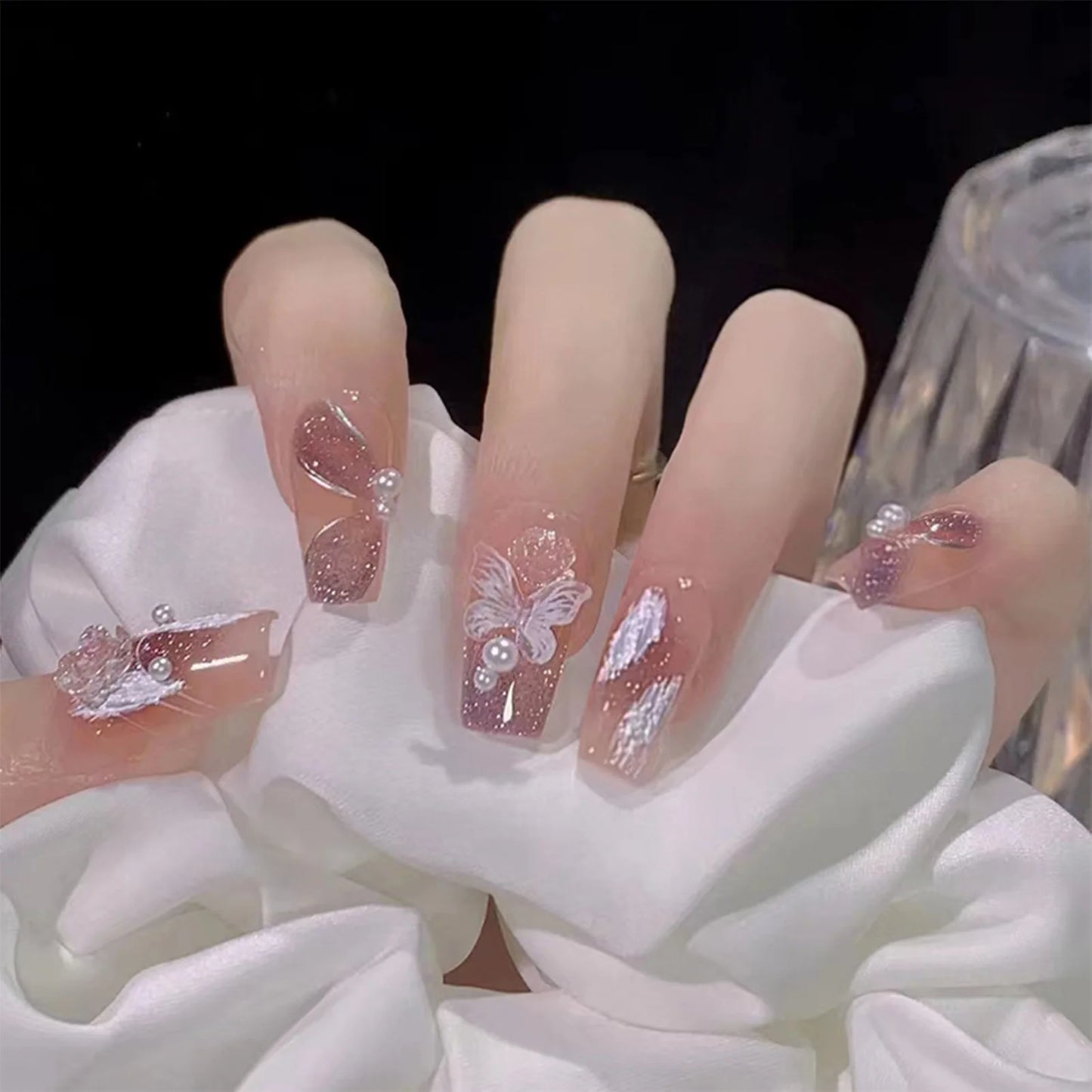 24Pcs Mid-Length Fake Nails 3D Flower Pearl Designs Nude Pink Color Press on Nails Ballerina False Nails for Women DIY Manicure