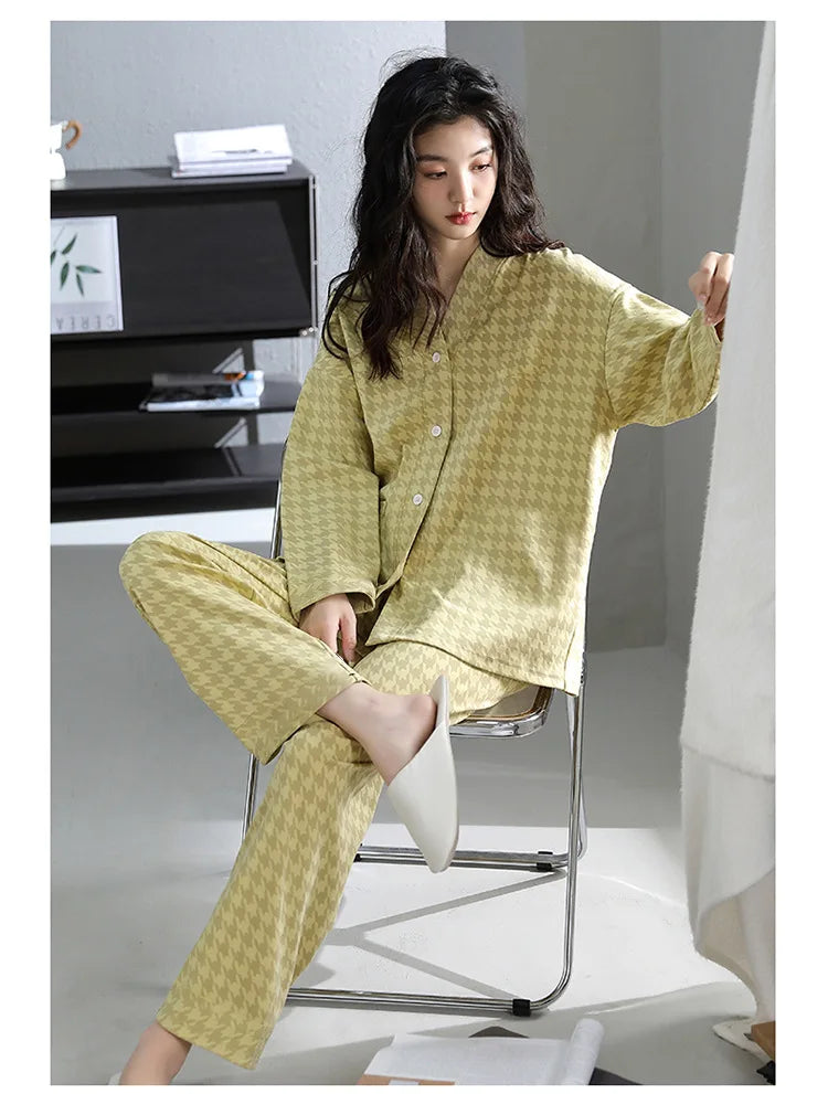Spring and Autumn New Women's Pajamas Homewear Suit Women's Long-Sleeved Homewear Autumn and Winter Models Homewear Suit.