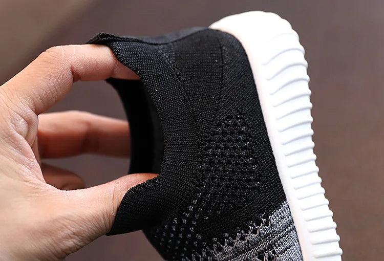 Kids Shoes Multicolor Knitted Toddler Baby Sneakers Casual Slip On Sneakers Children Shoes Kid Girls Boys Sports Shoes.