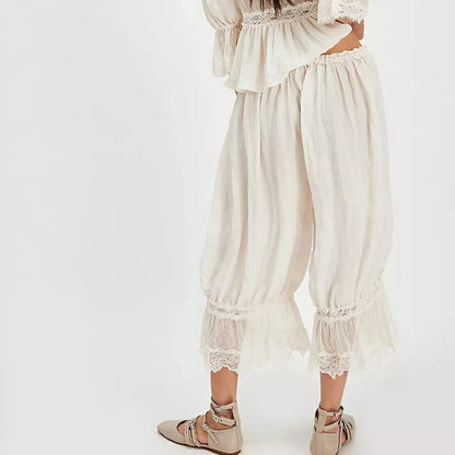 Combhasaki Women's Y2K Loose Fit Bloomers Cropped Pants Drawstring High Waist Floral Lace Patchwork Calf-Length Lantern Trousers.