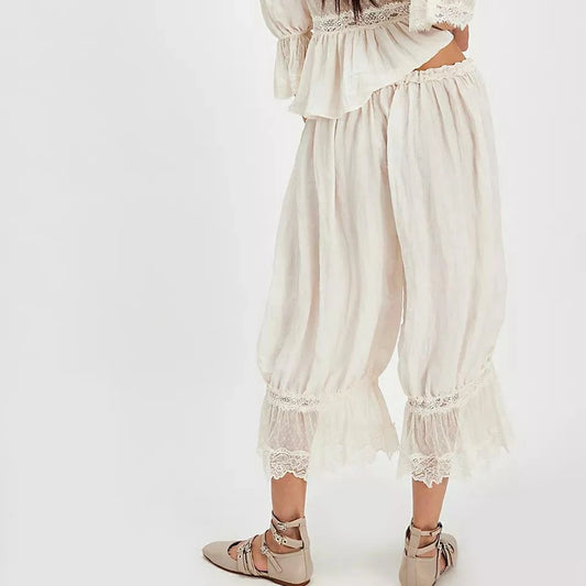 Combhasaki Women's Y2K Loose Fit Bloomers Cropped Pants Drawstring High Waist Floral Lace Patchwork Calf-Length Lantern Trousers.