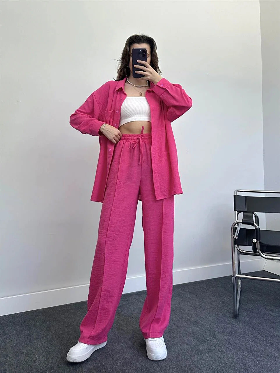 New Autumn Red Women Casual Two-piece Set, Features A Thin Long-sleeved Lapel Shirt Paired with Matching Drawstring Trousers.