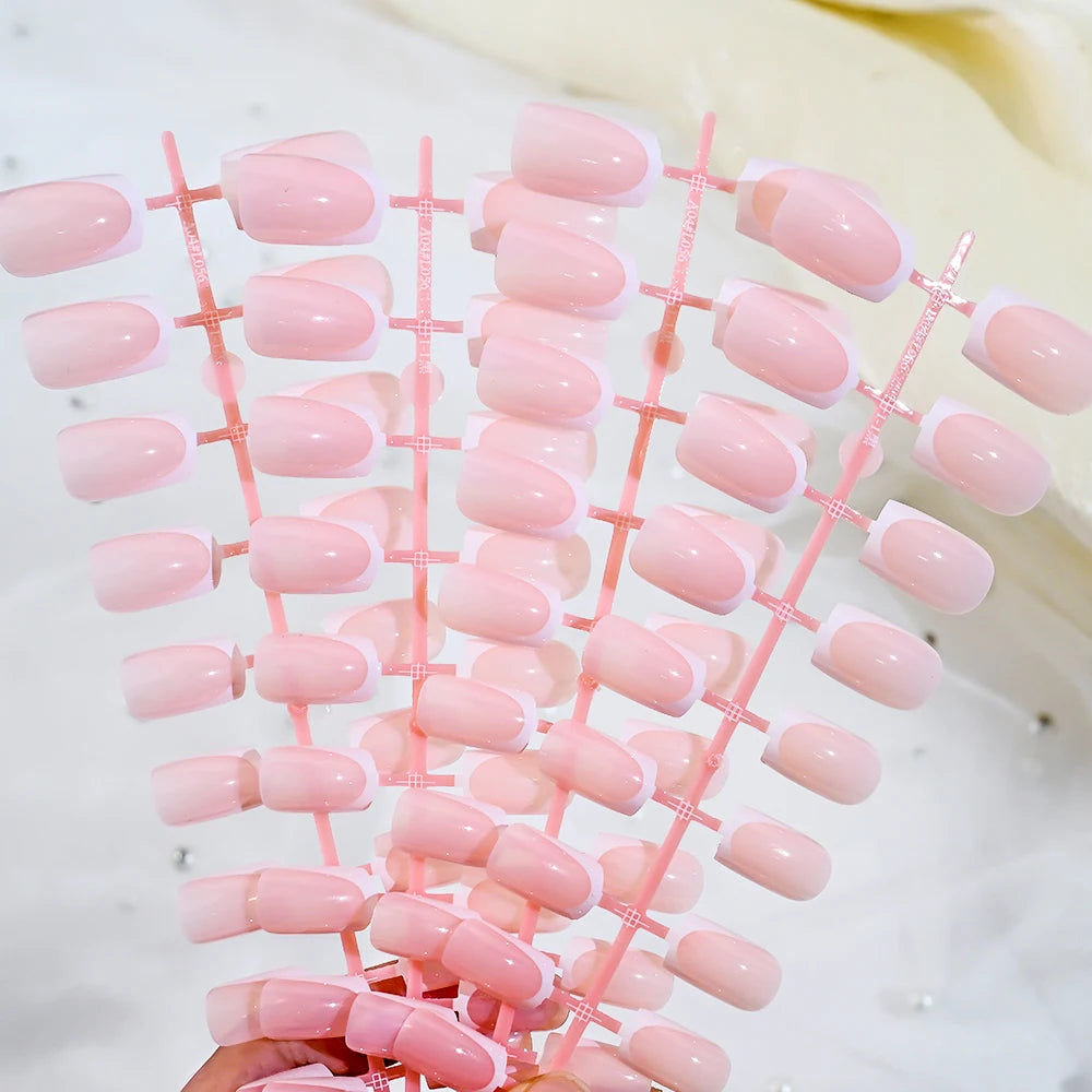 120Pcs=24*5 French Short Square Coffin False Nail White Pink Simple Wearable Fake Nails Glossy Full Cover Press on Nail Tips Art.