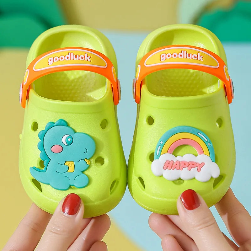 Summer Kids Sandals Hole Children's Shoes Slippers Soft Anti-Skid Cartoon Hole Baby Shoes Sandy Beach for Boys Girls.
