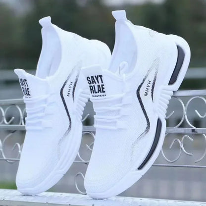 Vulkanisierte Herrenschuhe 2025, Frühling, atmungsaktiv, rutschfest, Plattform, modisch, neue koreanische Laufschuhe, schwarze Turnschuhe, Schuhe für den Außenbereich
