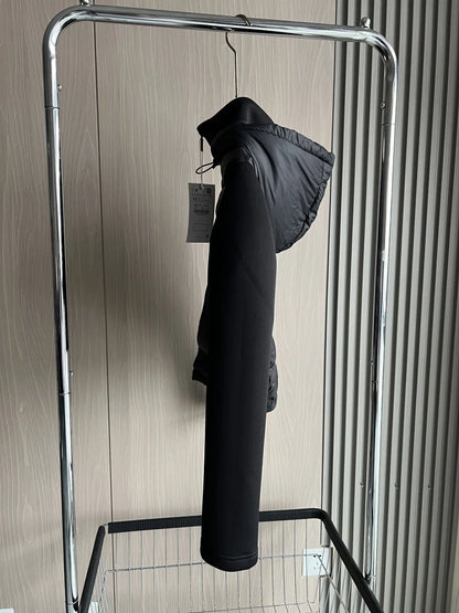 2025 Winter New Arrival  Women's Lightweight Warm Down Jacket with Long Sleeves and Zippered Hooded Sports Coat 4391742.