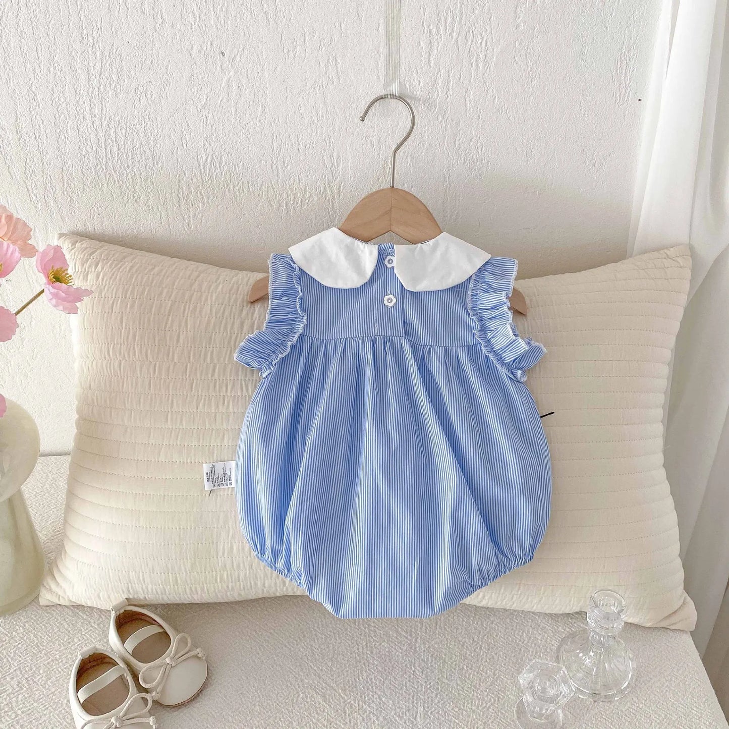 Babykleidung 2025, Sommer-Baby-Body für Mädchen, Baumwolle, ärmellos, für Kleinkinder, blau, weiß, gestreift, Einteiler, süßes Kleinkind-Einteiler.