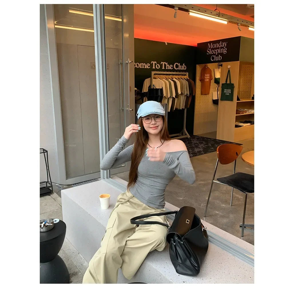 Spicy Girl Diagonal Shoulder Long Sleeve Women's T-shirt Base Layer Shirt Waist Inward Design Polo Collar Top.